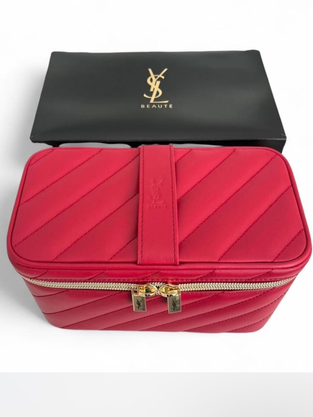 Authentic Yves Saint Laurent Quilted Red Premium Large Vanity Case with Mirror - Picture 6 of 7